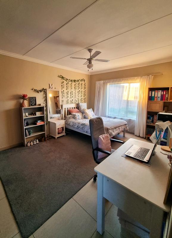 2 Bedroom Property for Sale in Van Der Hoff Park North West